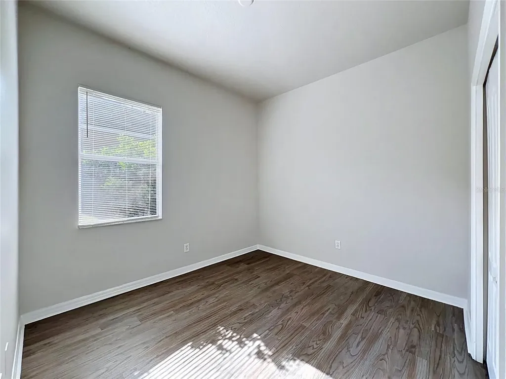 16318 Bridgelawn Avenue Lithia FL 33547