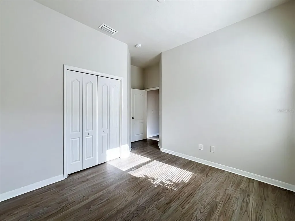 16318 Bridgelawn Avenue Lithia FL 33547