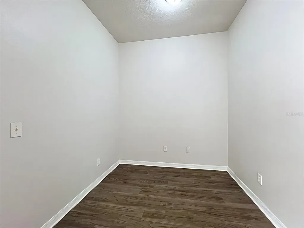 16318 Bridgelawn Avenue Lithia FL 33547