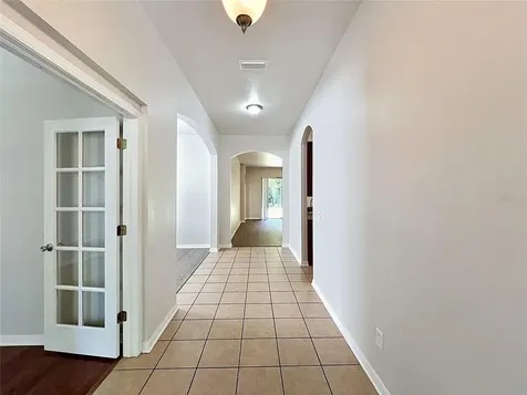 16318 Bridgelawn Avenue Lithia FL 33547