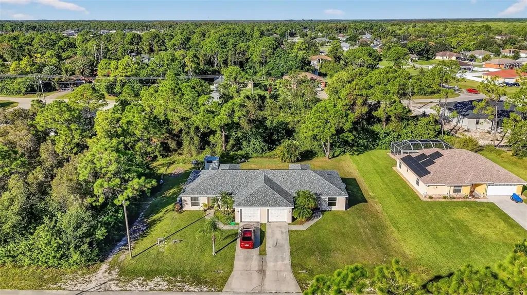 710/712 Creuset Avenue S Lehigh Acres FL 33974