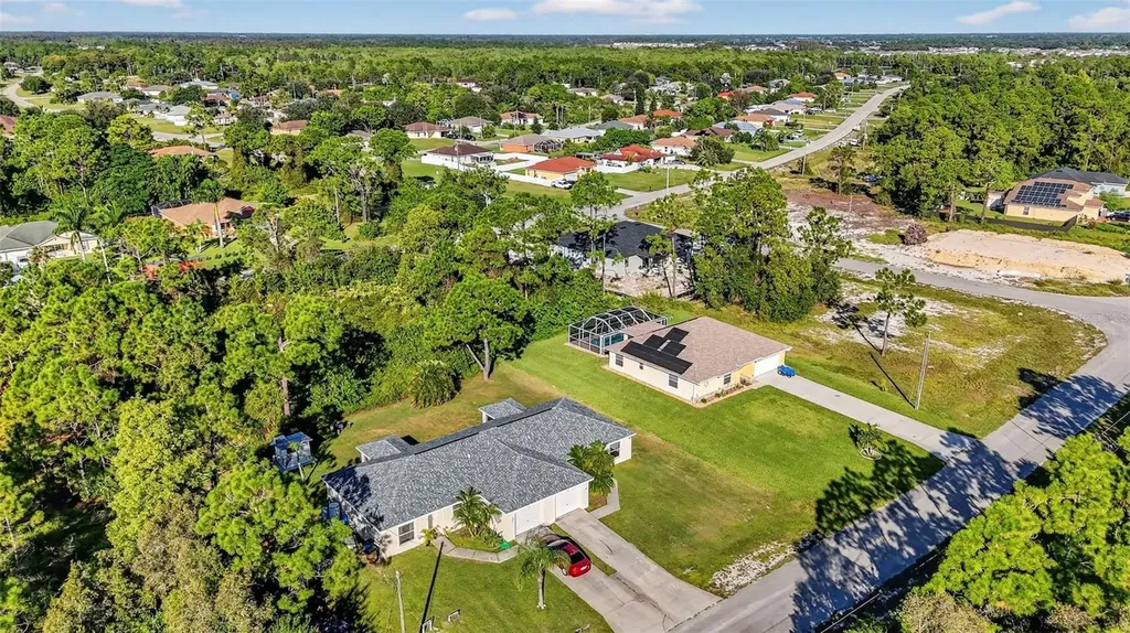 710/712 Creuset Avenue S Lehigh Acres FL 33974
