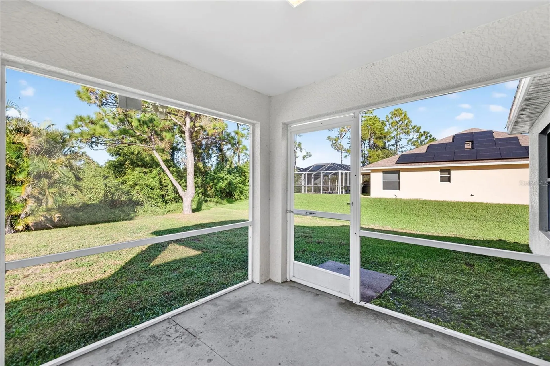 710/712 Creuset Avenue S Lehigh Acres FL 33974