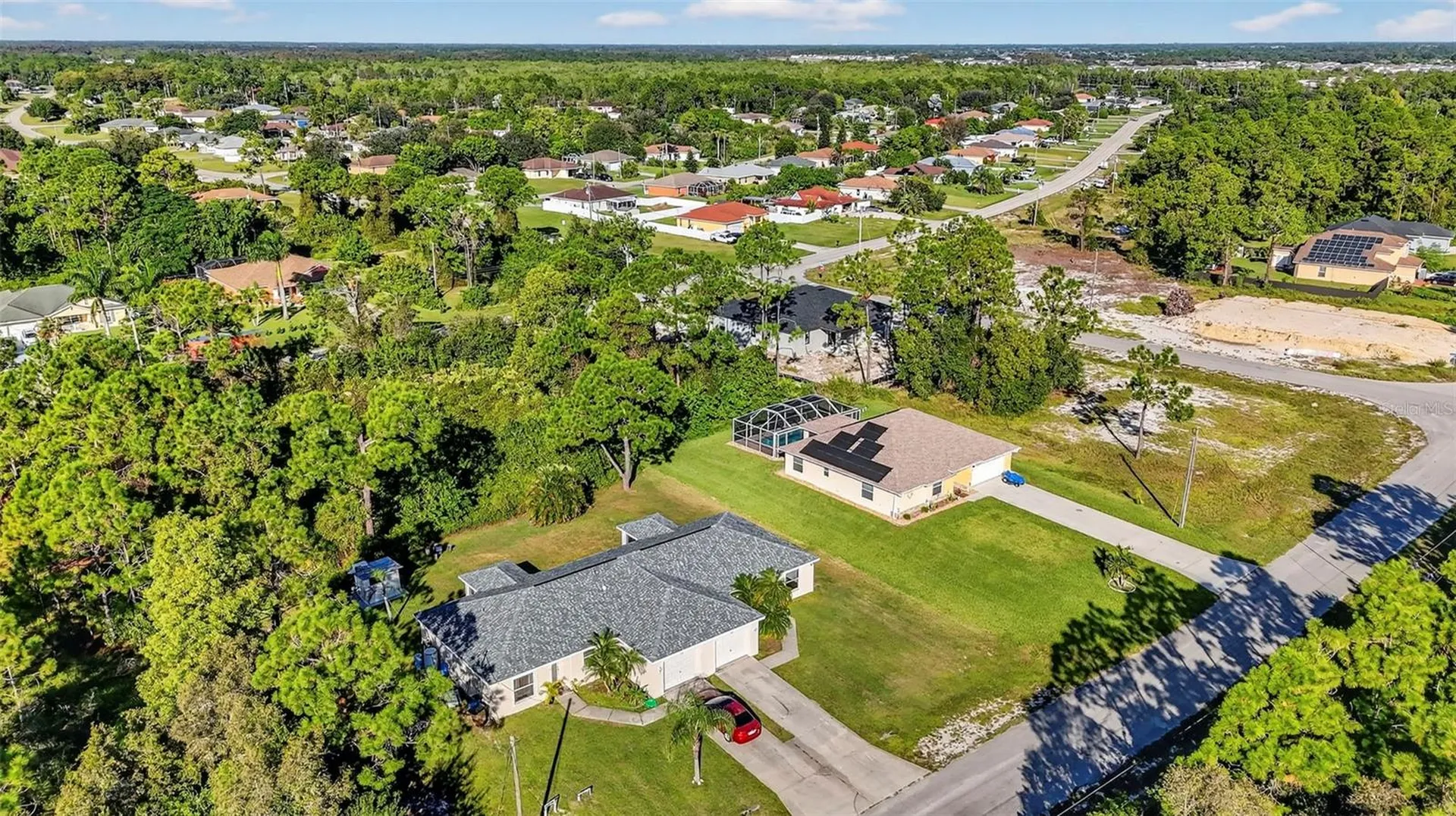 710/712 Creuset Avenue S Lehigh Acres FL 33974