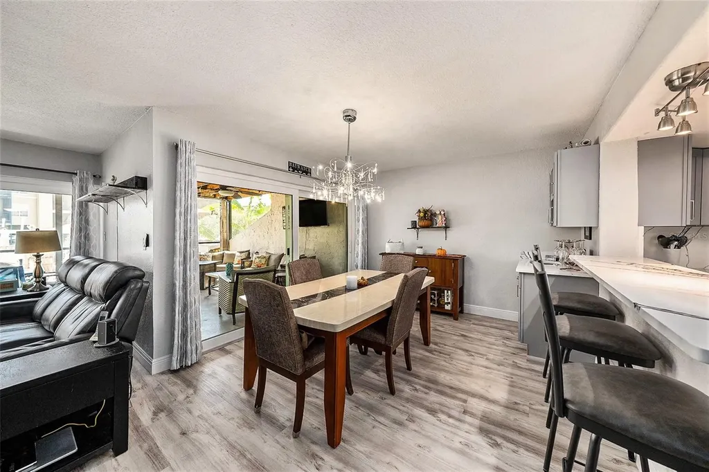 4311 Harbor House Drive Tampa FL 33615