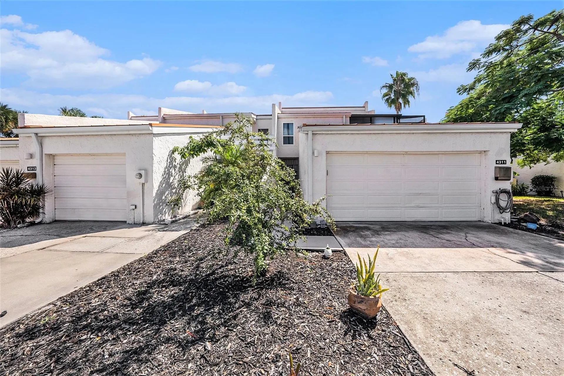 4311 Harbor House Drive Tampa FL 33615