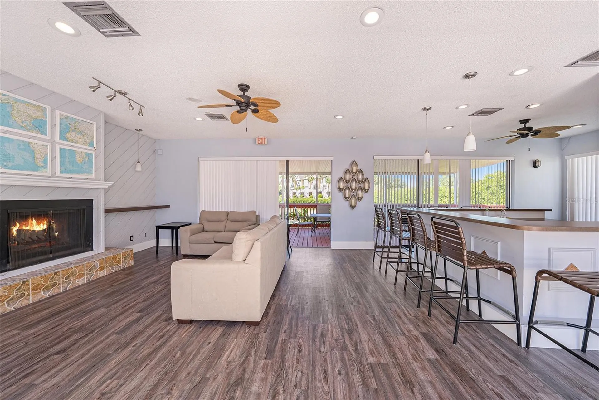 4311 Harbor House Drive Tampa FL 33615