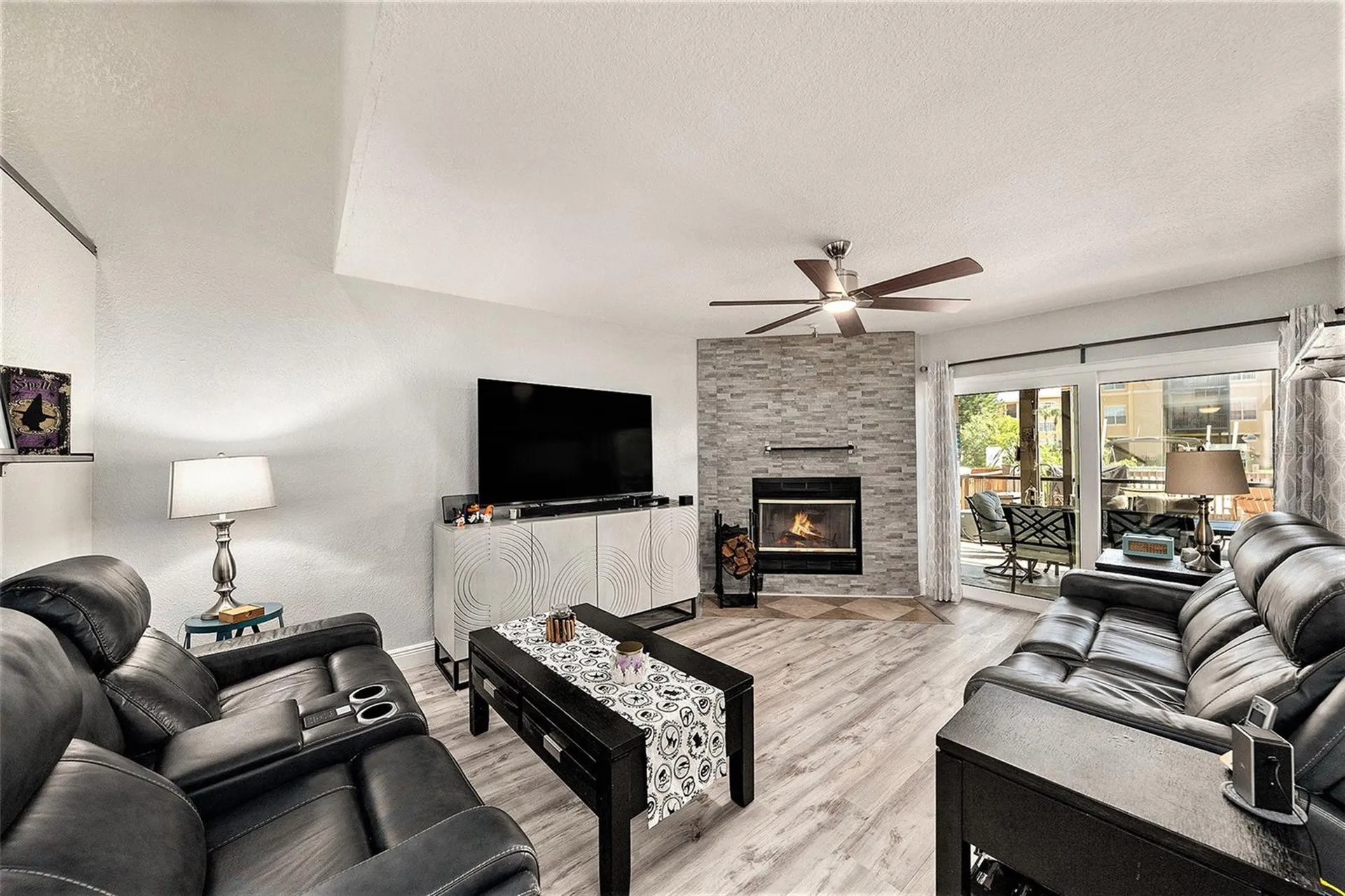 4311 Harbor House Drive Tampa FL 33615