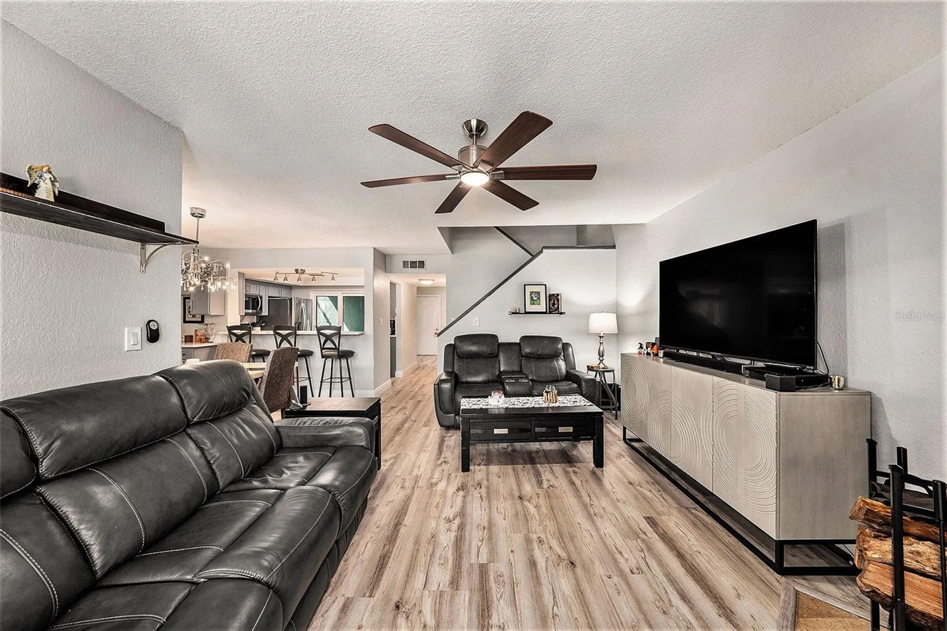 4311 Harbor House Drive Tampa FL 33615