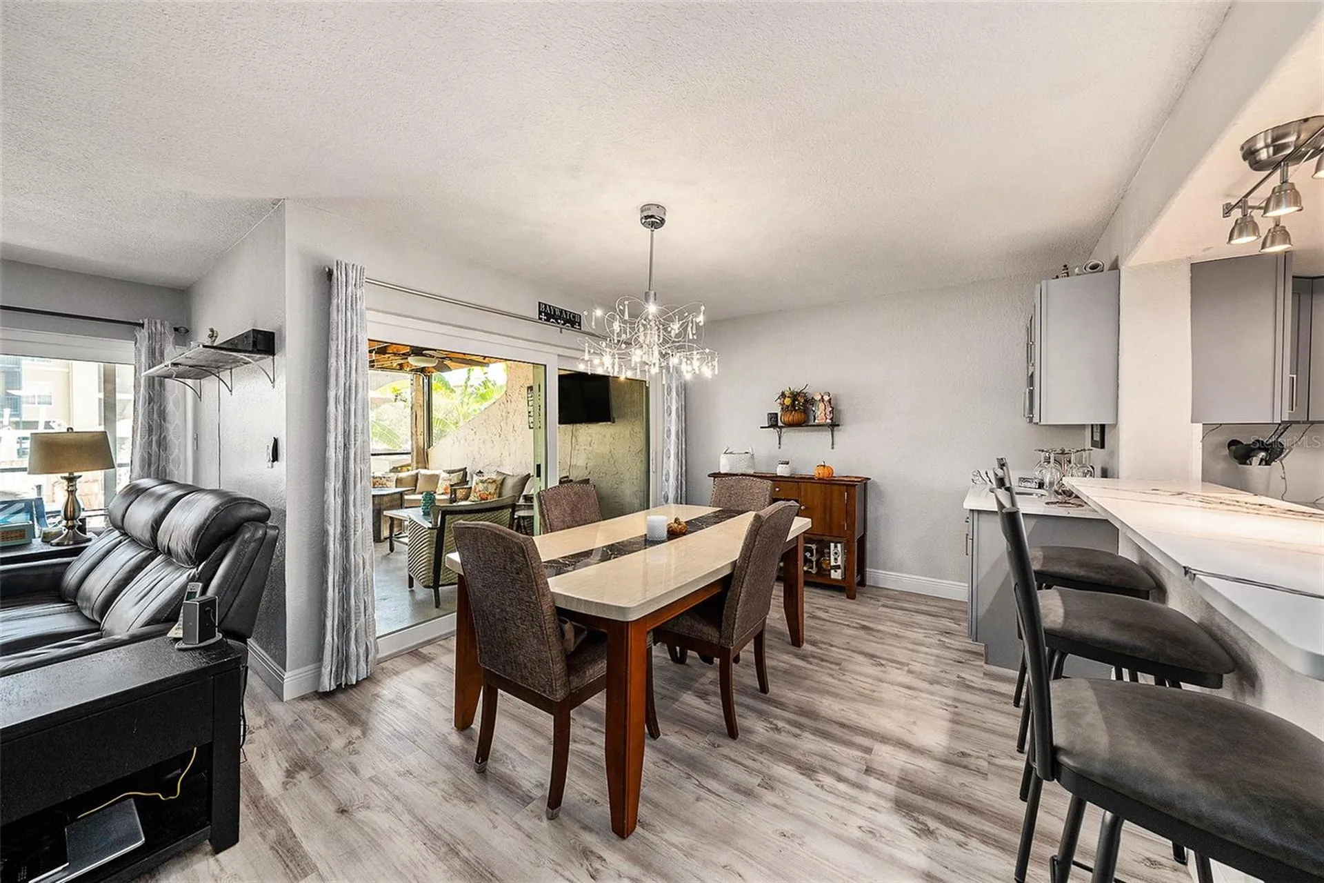 4311 Harbor House Drive Tampa FL 33615