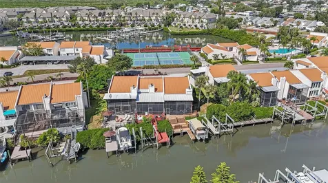 4311 Harbor House Drive Tampa FL 33615