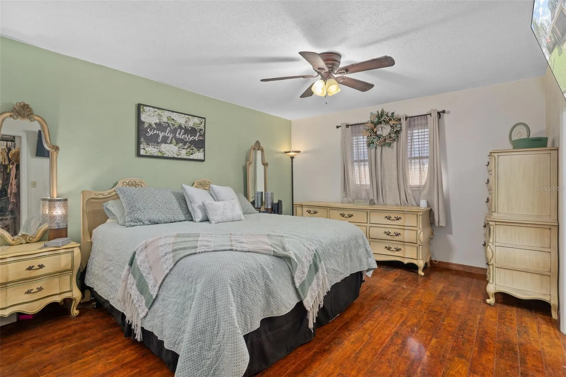 1407 Garden Avenue Tarpon Springs FL 34689