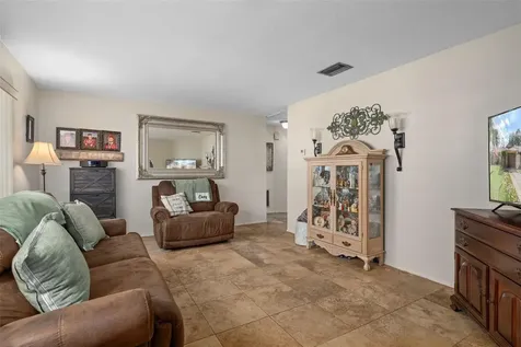 1407 Garden Avenue Tarpon Springs FL 34689