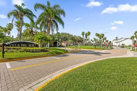 2218 Grand Cayman Court Kissimmee FL 34741