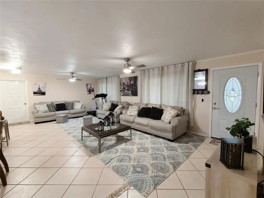 2305 NW 48th Terrace W Gainesville FL 32606