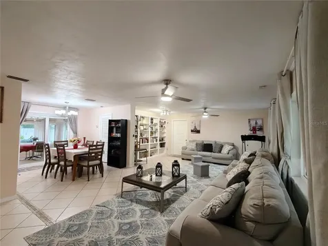 2305 NW 48th Terrace W Gainesville FL 32606