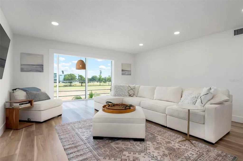 4200 Ironwood Circle Bradenton FL 34209