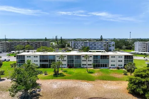 4200 Ironwood Circle Bradenton FL 34209