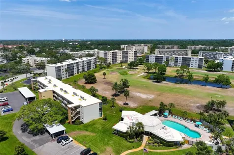 4200 Ironwood Circle Bradenton FL 34209