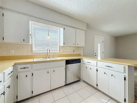 2100 58th Street N St Petersburg FL 33710