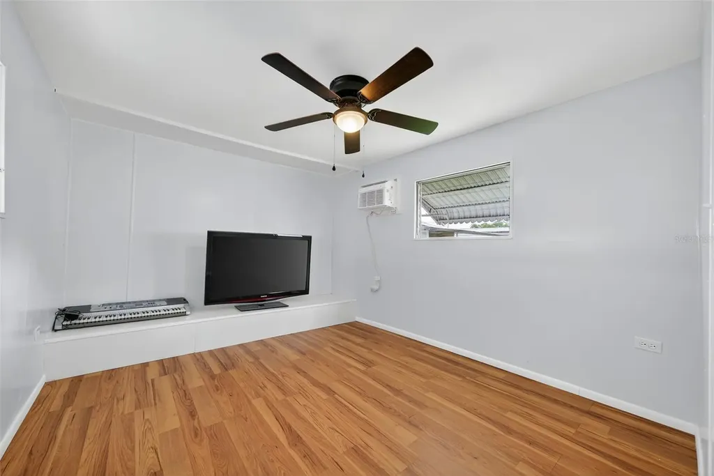 5162 Boca Raton Avenue Sarasota FL 34234