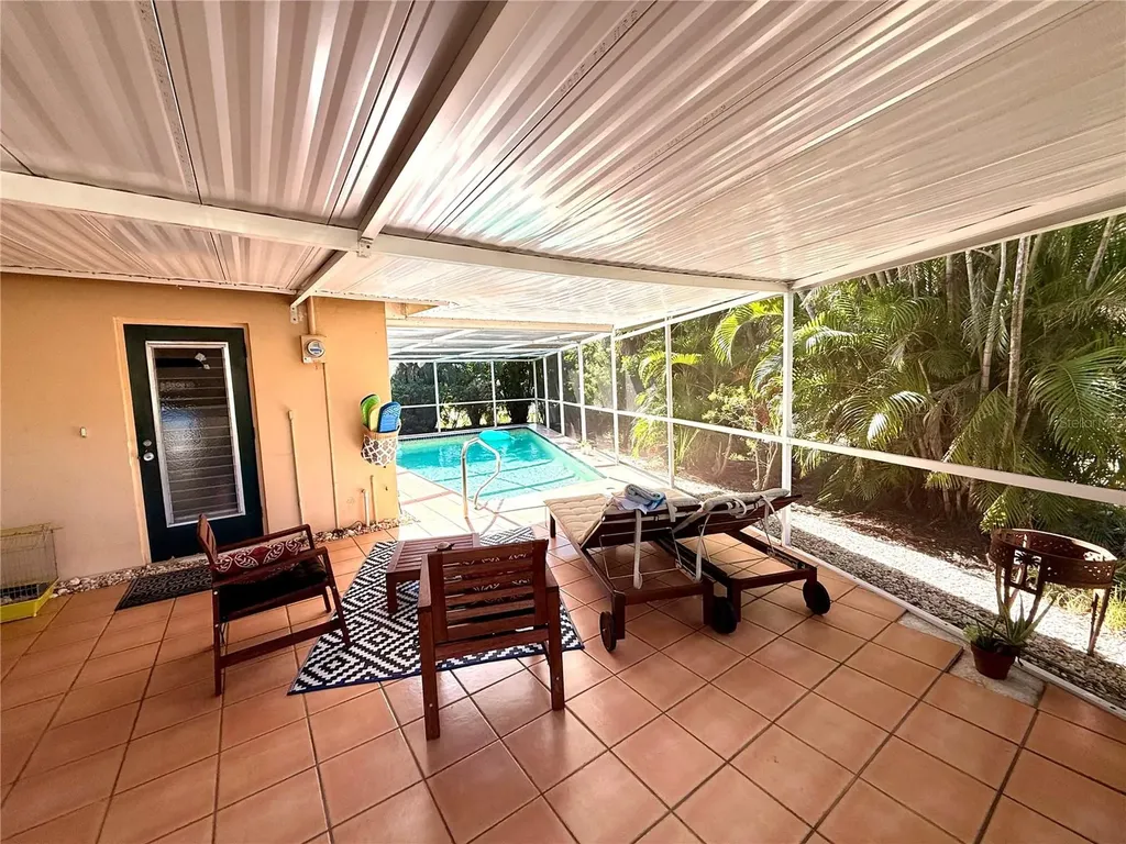 1721 Birchwood Street Sarasota FL 34231