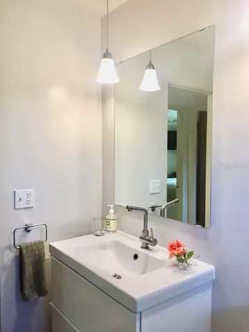1721 Birchwood Street Sarasota FL 34231
