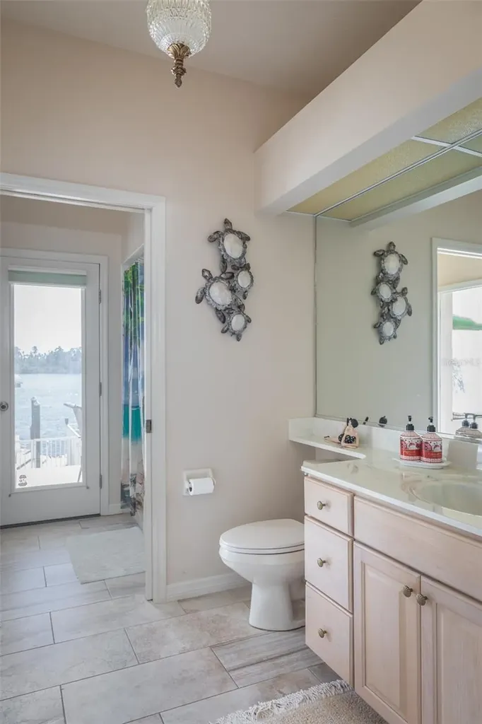 2130 NW 14th Street Crystal River FL 34428