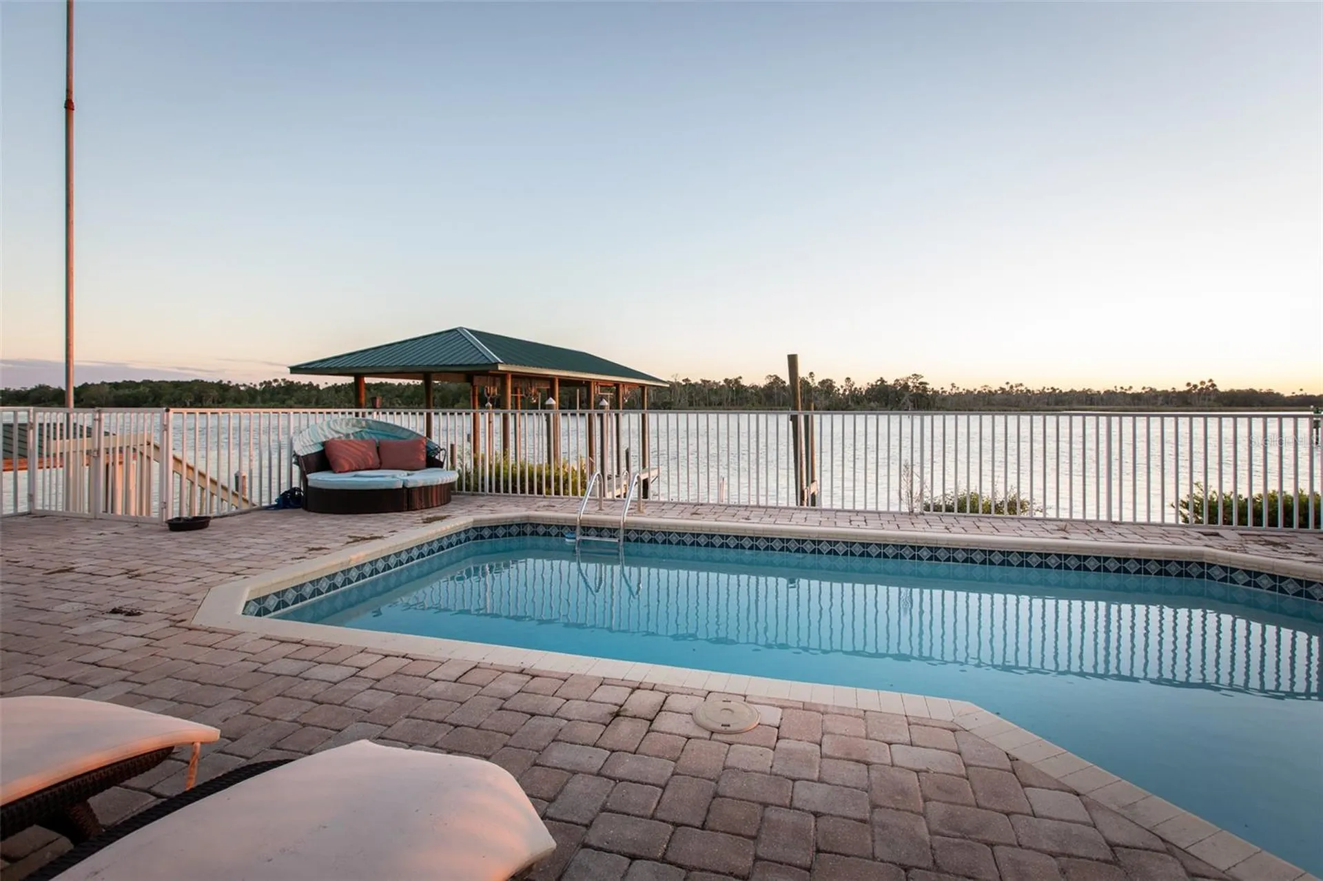 2130 NW 14th Street Crystal River FL 34428
