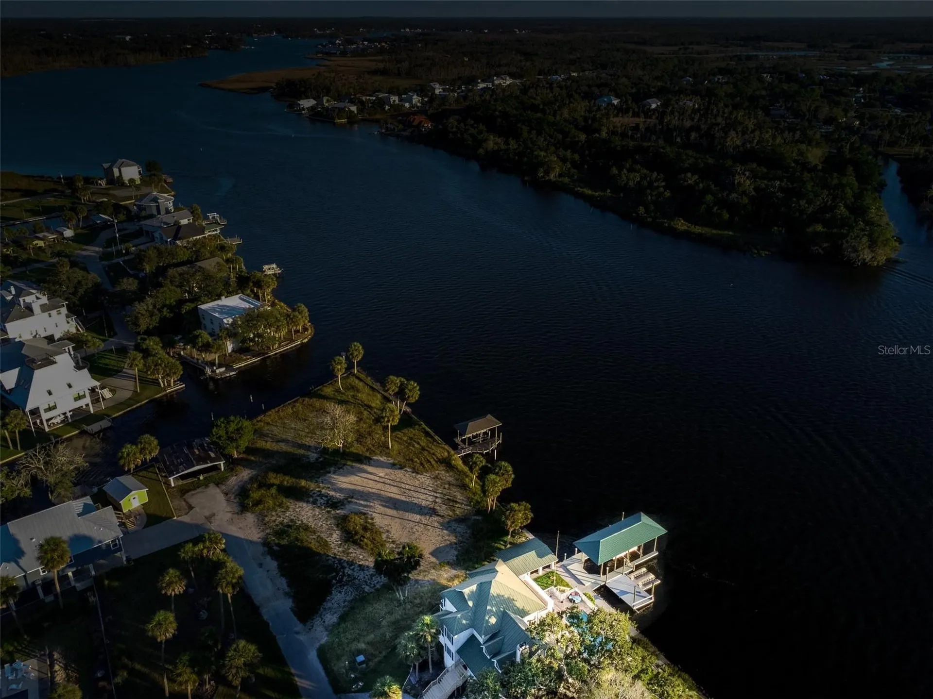 2130 NW 14th Street Crystal River FL 34428