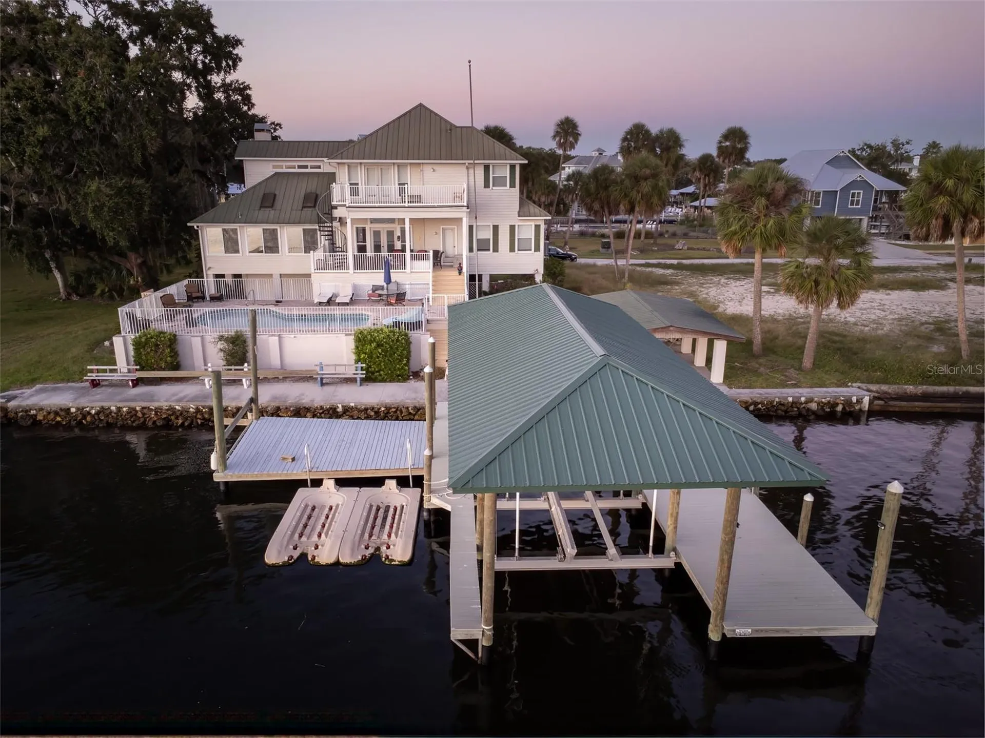 2130 NW 14th Street Crystal River FL 34428