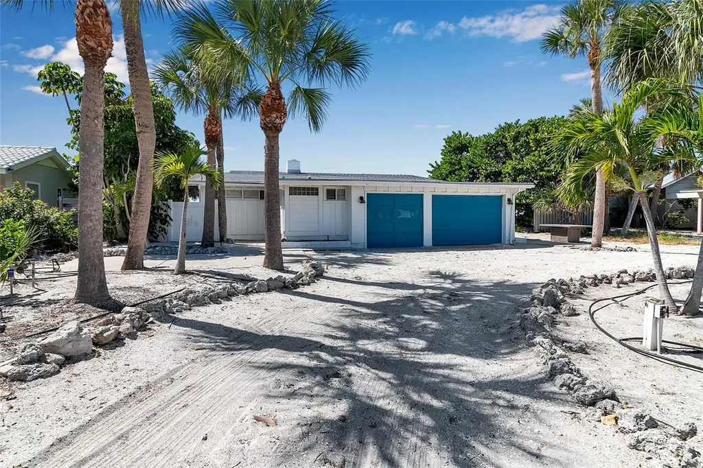 2819 Gulf Of Mexico Drive Longboat Key FL 34228