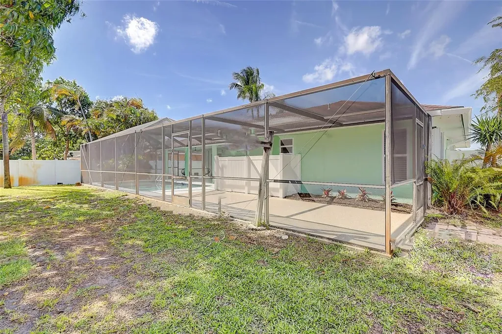 238 SW Grove Avenue Port St Lucie FL 34983