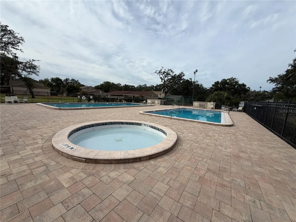 7925 Pine Drive Temple Terrace FL 33637
