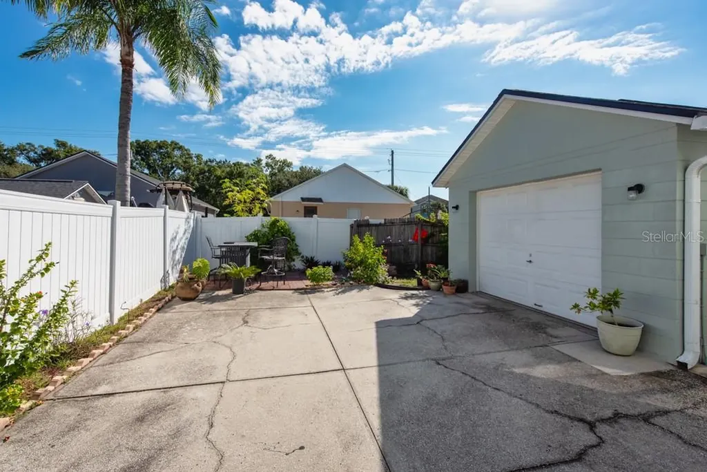 7516 S Mascotte Street Tampa FL 33616