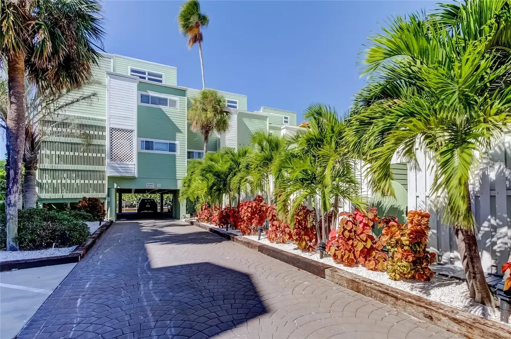 19530 Gulf Boulevard Indian Shores FL 33785