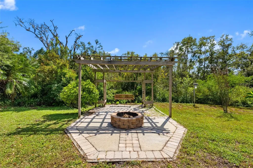 121 Myrtle Ridge Road Lutz FL 33549