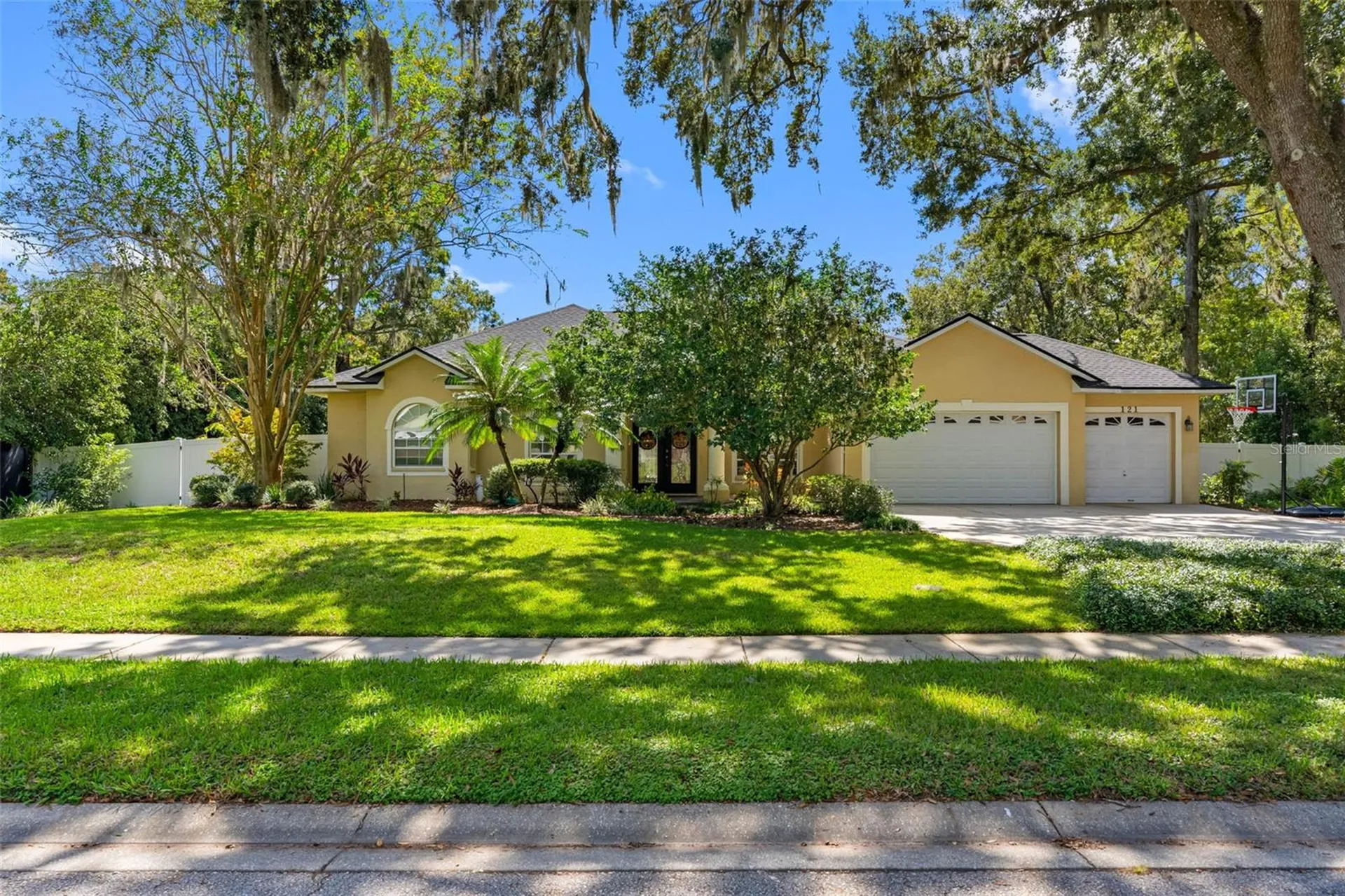121 Myrtle Ridge Road Lutz FL 33549