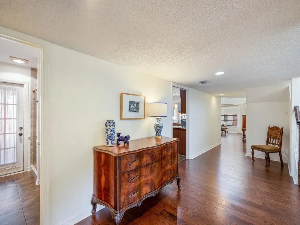 1009 Wyndham Way Safety Harbor FL 34695