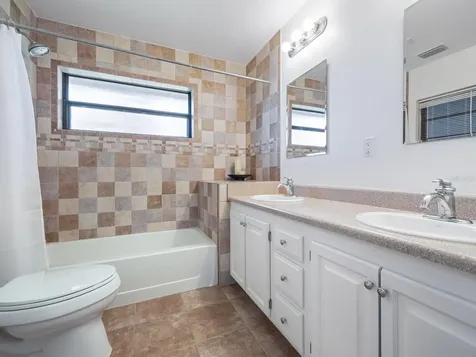 1009 Wyndham Way Safety Harbor FL 34695