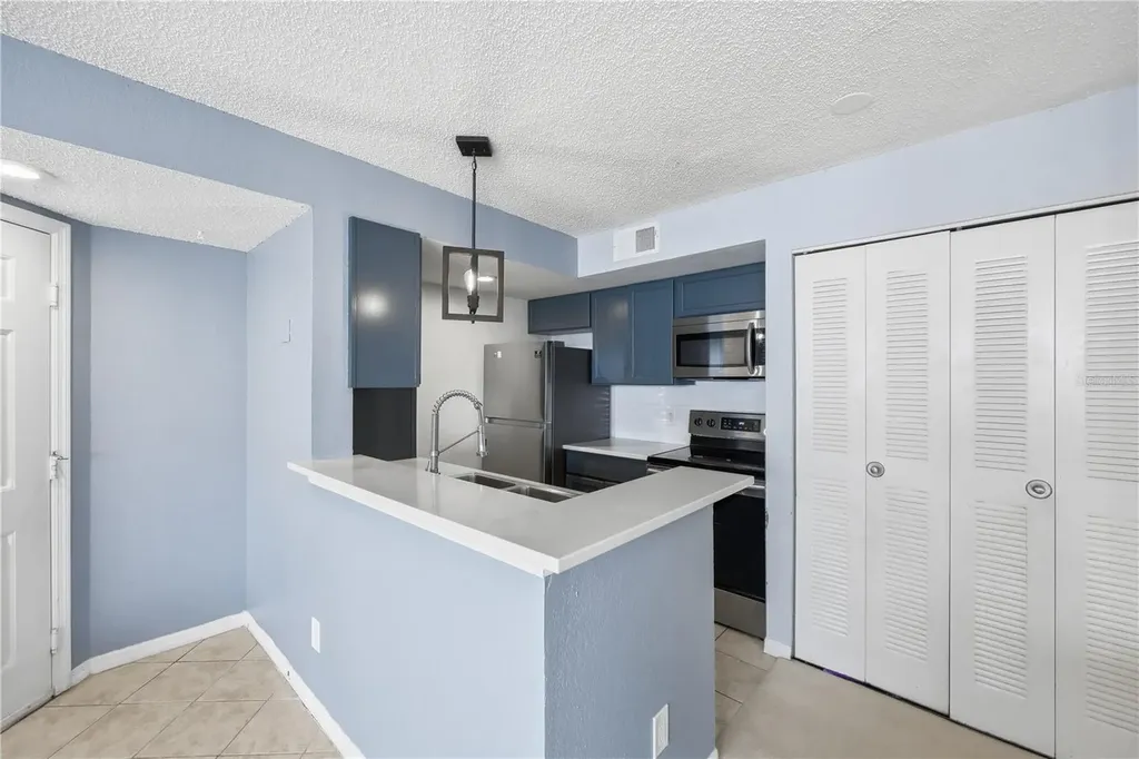 5108 Conroy Road Orlando FL 32811