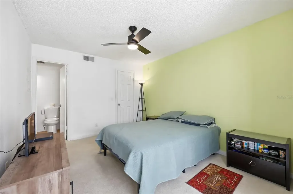5108 Conroy Road Orlando FL 32811