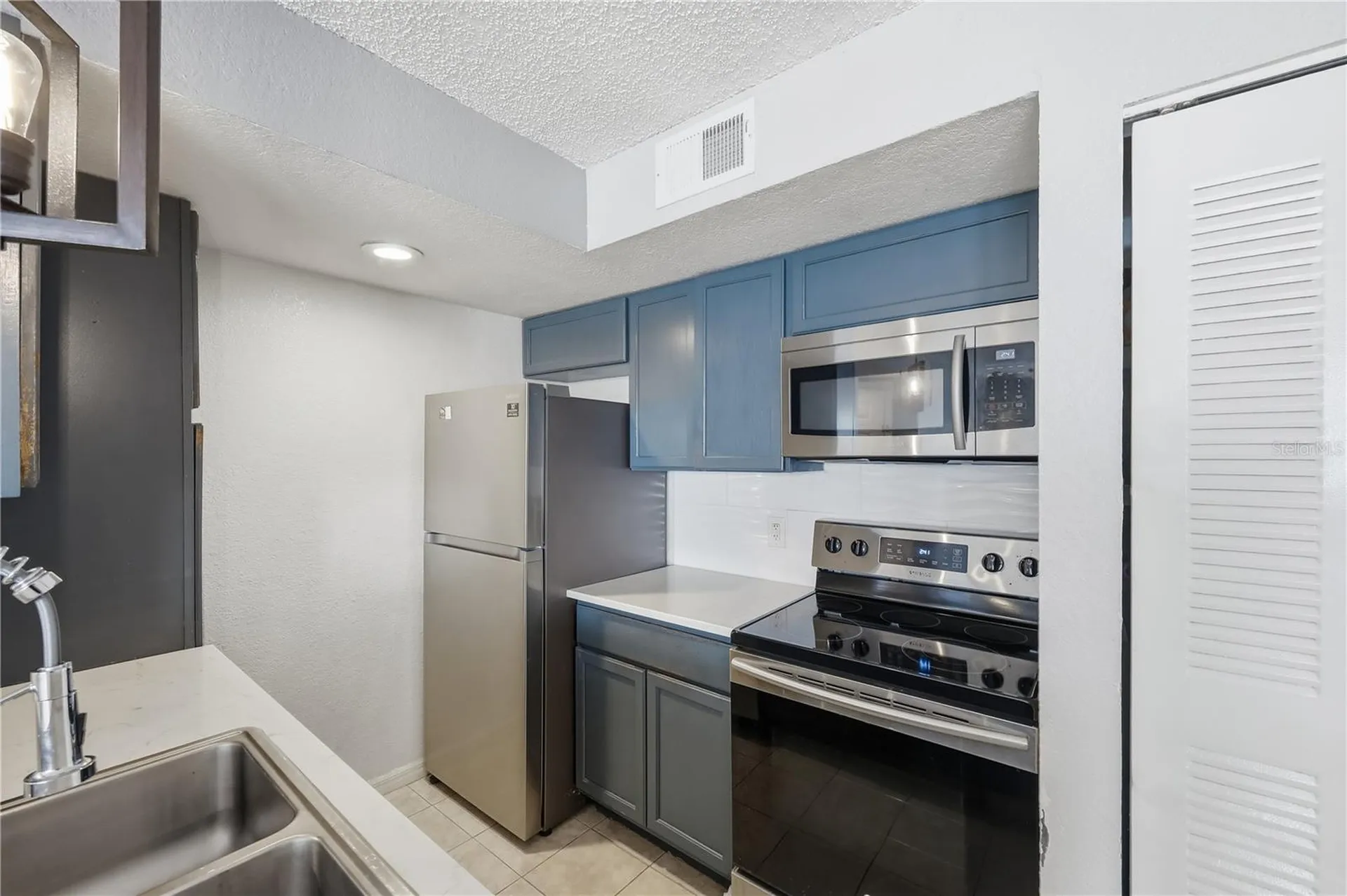 5108 Conroy Road Orlando FL 32811