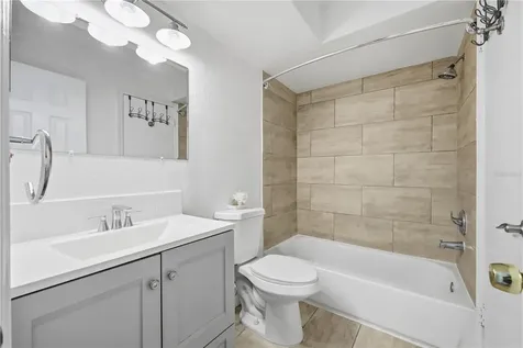 5108 Conroy Road Orlando FL 32811