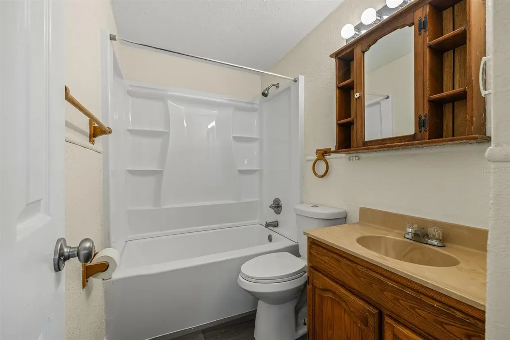39019 Heath Drive Zephyrhills FL 33542