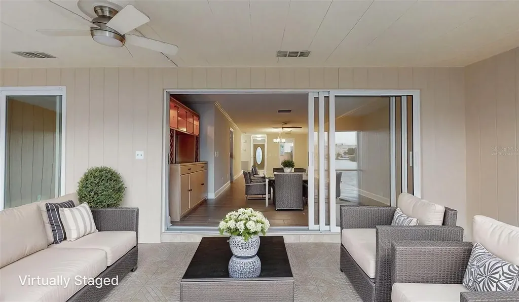 636 Boca Ciega Point Boulevard S St Petersburg FL 33708