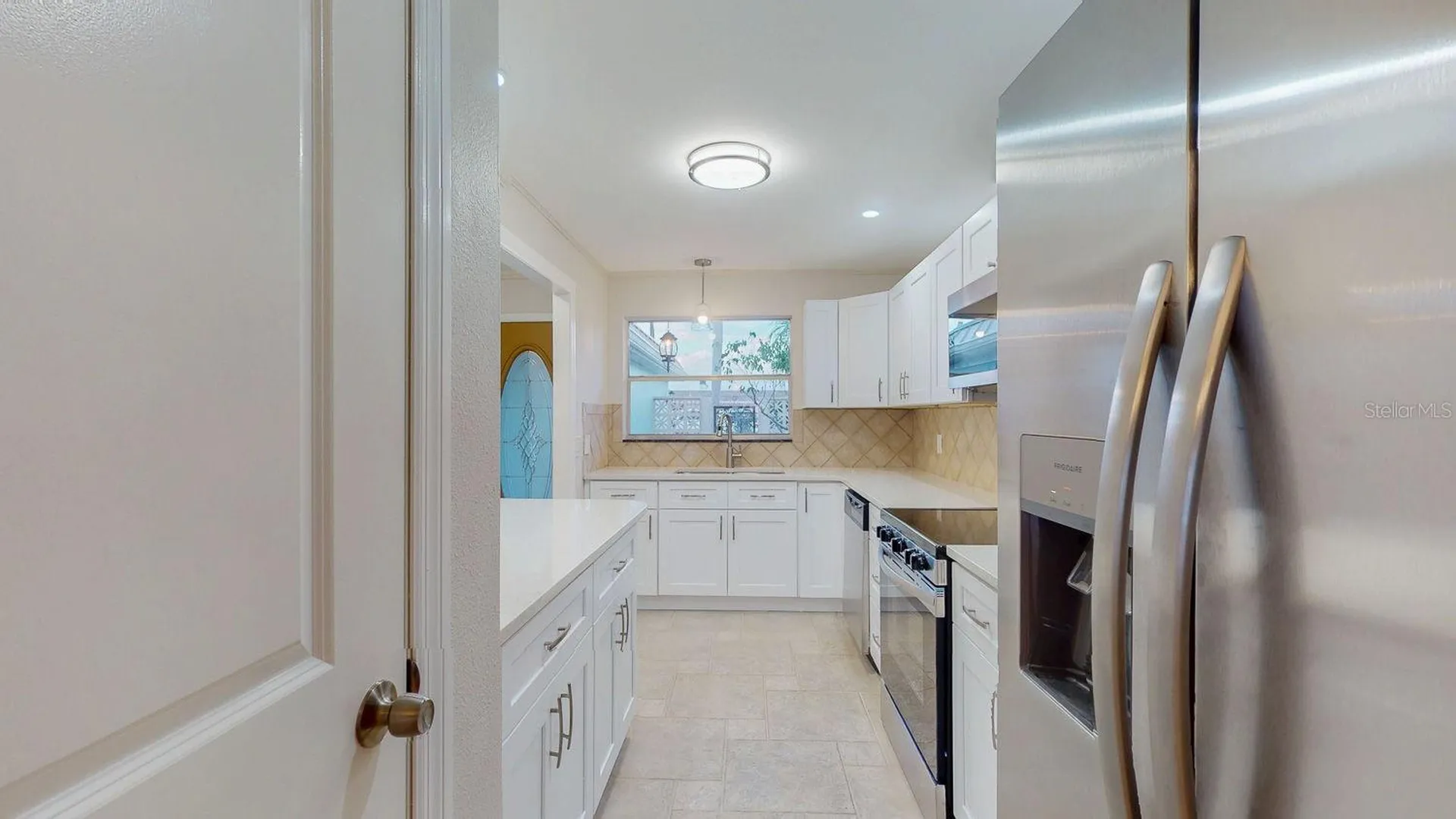636 Boca Ciega Point Boulevard S St Petersburg FL 33708