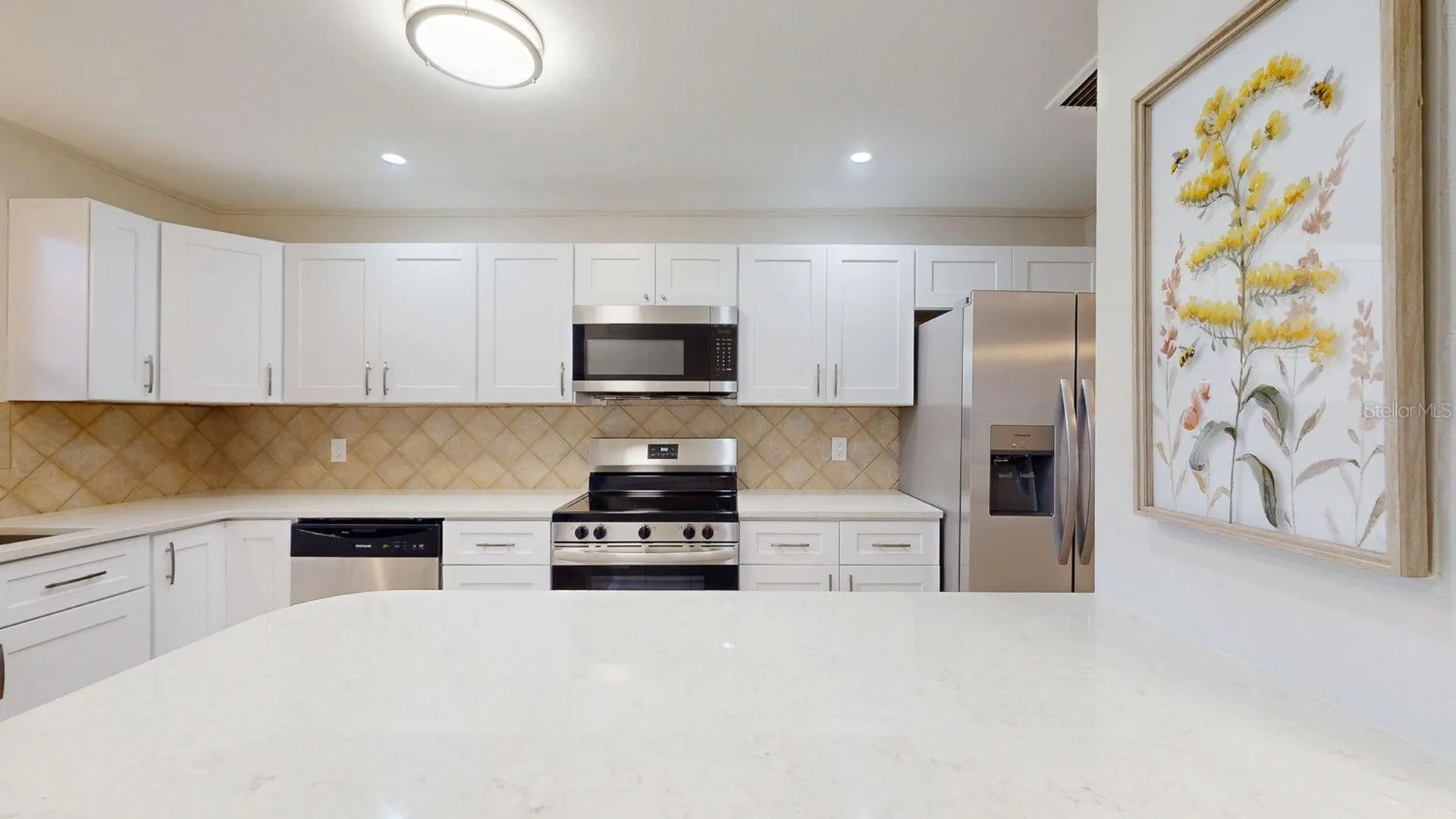 636 Boca Ciega Point Boulevard S St Petersburg FL 33708