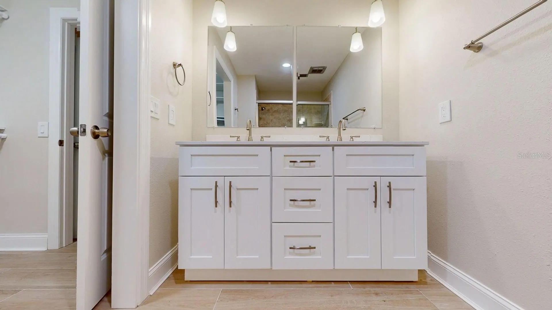 636 Boca Ciega Point Boulevard S St Petersburg FL 33708
