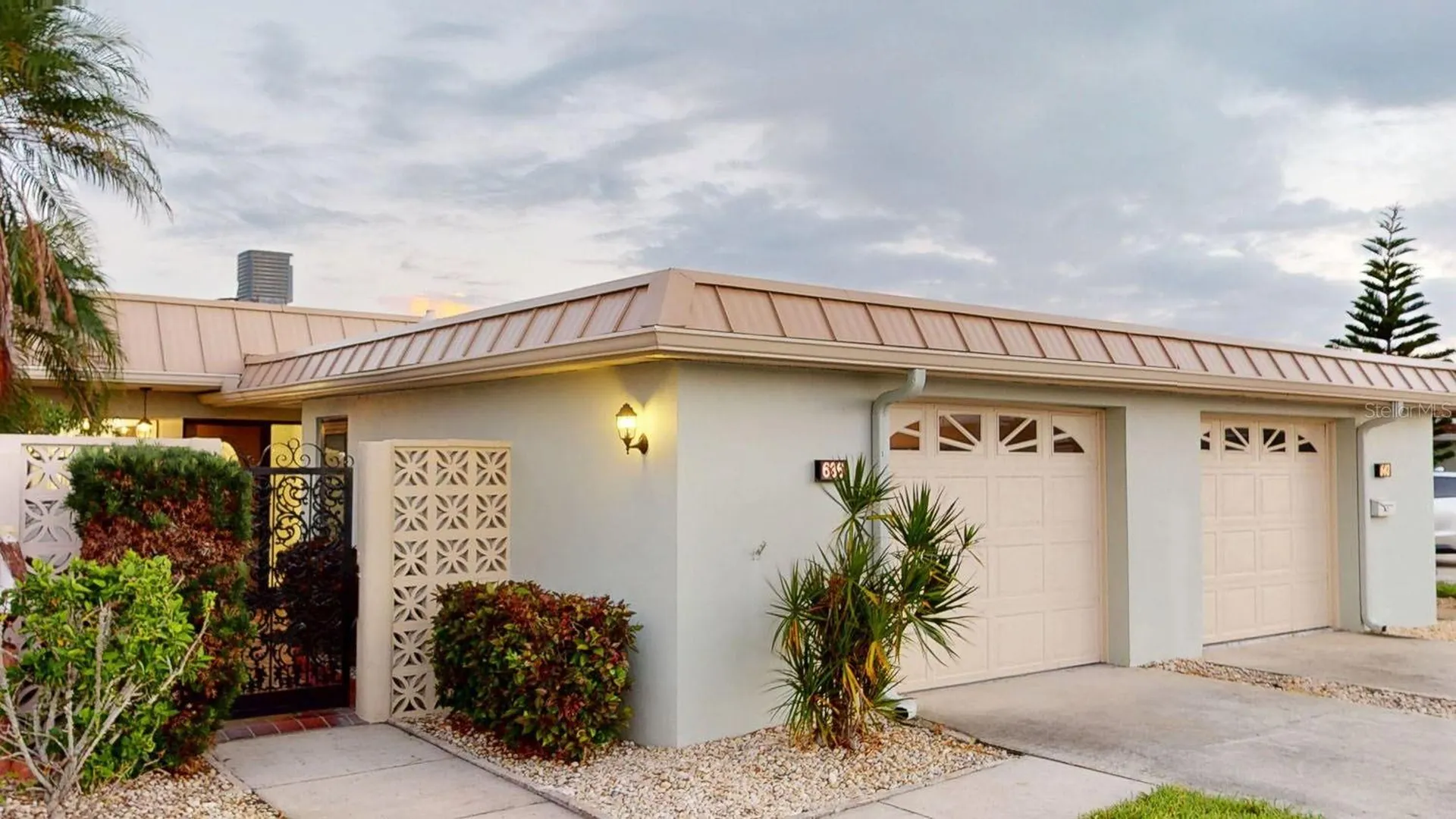 636 Boca Ciega Point Boulevard S St Petersburg FL 33708
